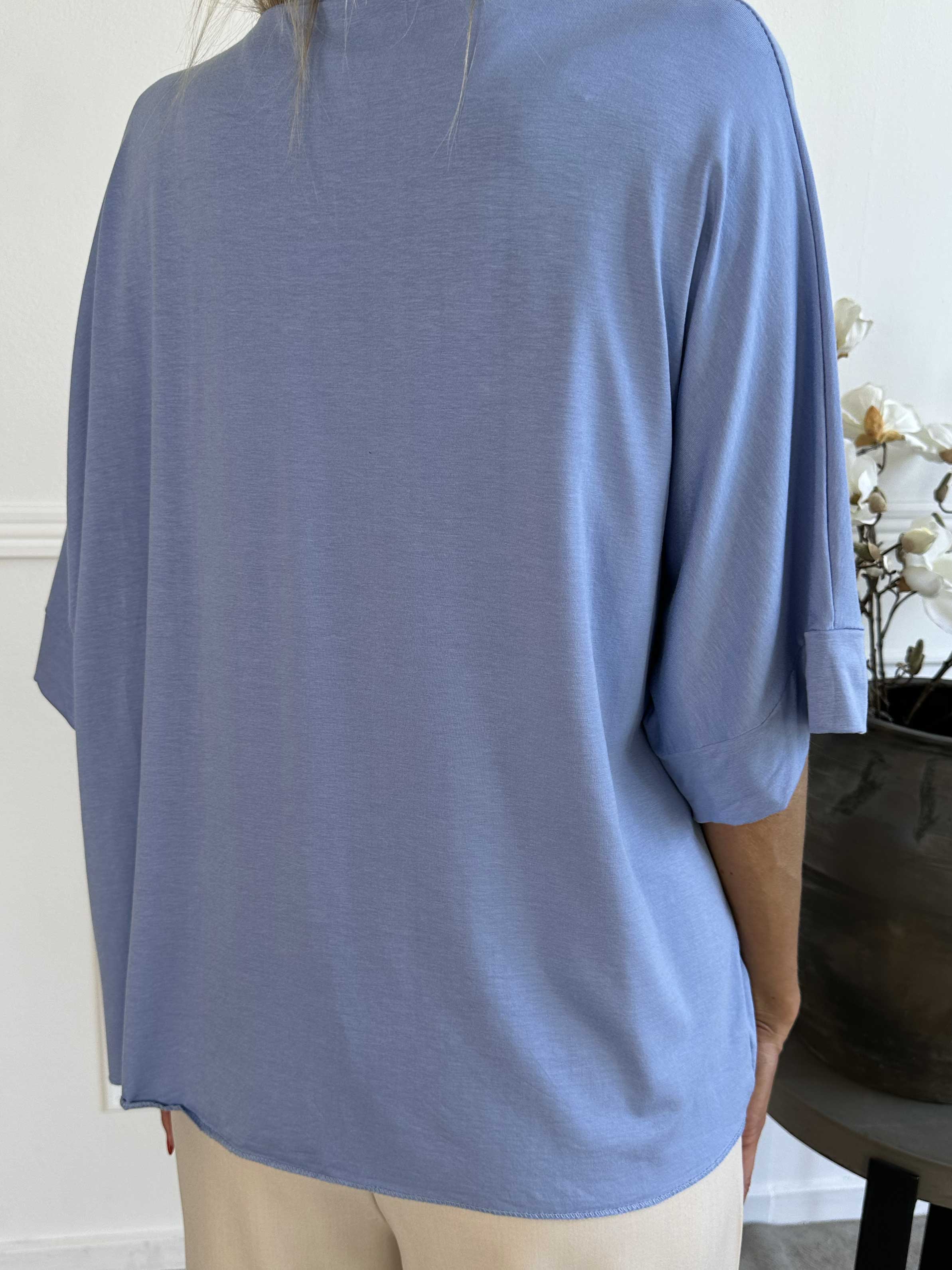 Mimi - Kort ensfarvet cardigan i viskose